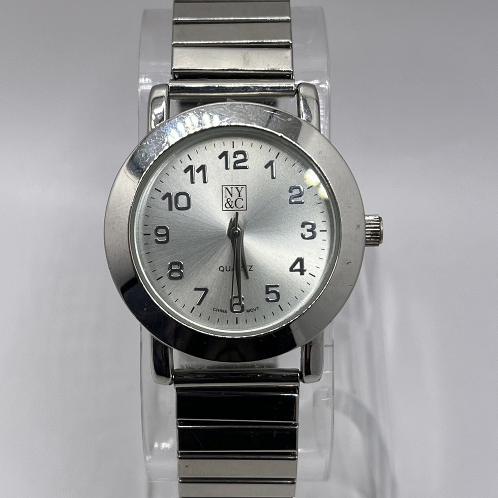 NY&C Women's Quartz Watch Silver Tone Stretch Band 32mm Case- New Battery